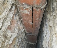 Examples of damaged flue tiles.